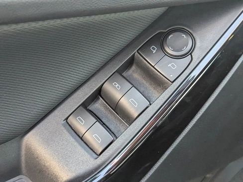 Used 2025 Chevrolet Equinox LT w/ Convenience Package II image 18