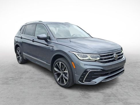 Used 2023 Volkswagen Tiguan SEL R-Line AWD/4WD image 6