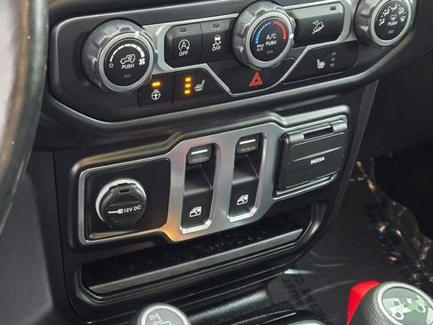 Used 2020 Jeep Wrangler Sport image 22