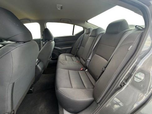 Used 2024 Nissan Altima 2.5 SV image 26