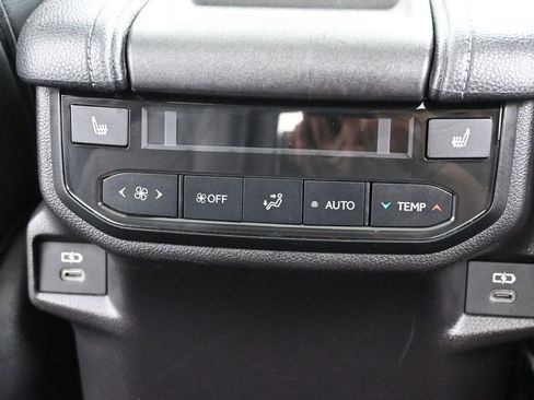 Certified 2025 Toyota Grand Highlander AWD image 37