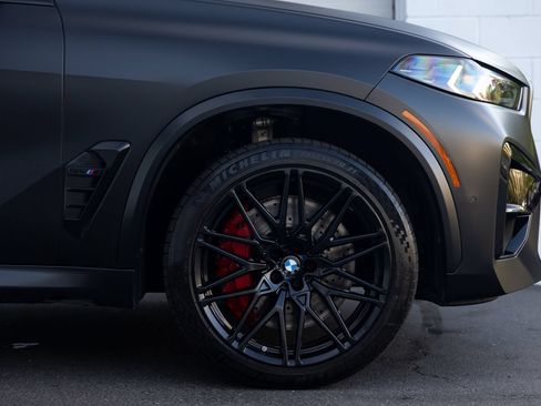 Used 2024 BMW X5 M Competition w/ Executive Package AWD/4WD image 22