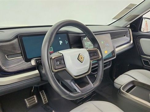 Used 2023 Rivian R1T Adventure image 20
