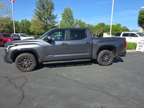 Used 2024 Toyota Tundra Platinum image 5