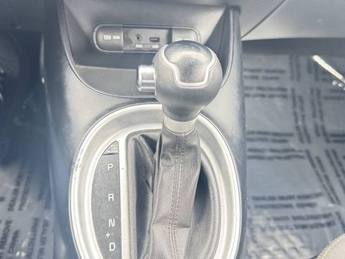 Used 2014 Kia Soul FWD image 15