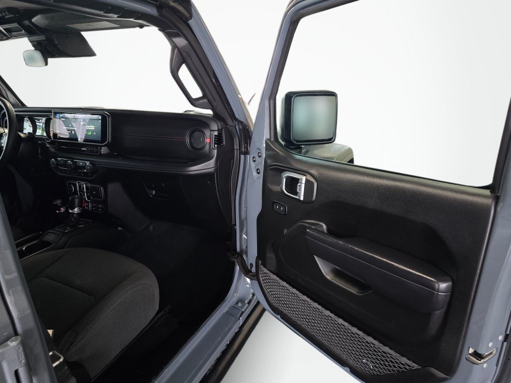 Used 2025 Jeep Wrangler Unlimited Rubicon AWD/4WD image 40
