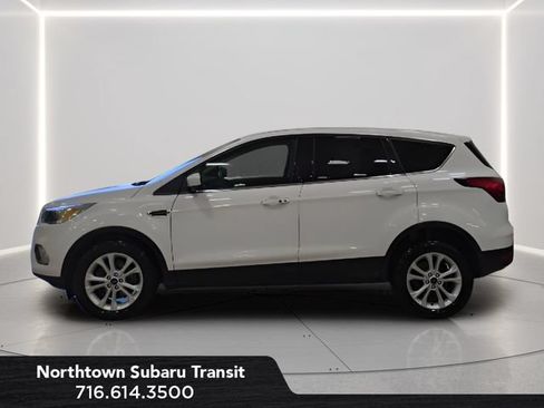 Used 2019 Ford Escape SE AWD/4WD image 2