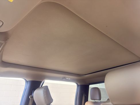 Used 2019 Ford F250 Lariat w/ Lariat Ultimate Package image 14