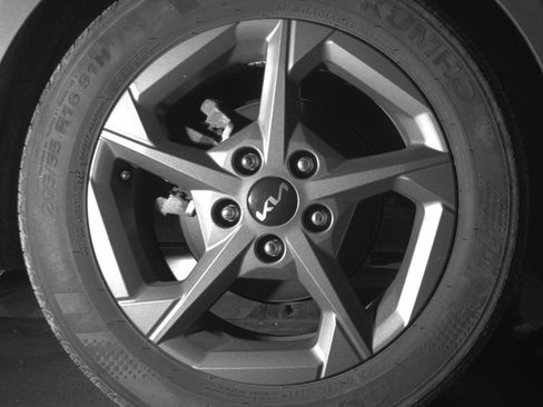 Used 2025 Kia K4 LXS image 15