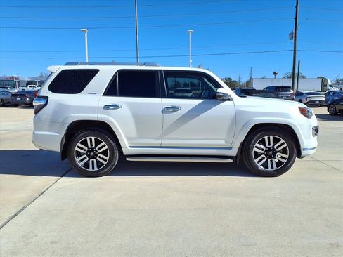 Certified 2022 Toyota 4Runner Limited image 5