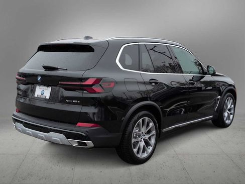 Used 2026 BMW X5 xDrive50e w/ Executive Package AWD/4WD image 8