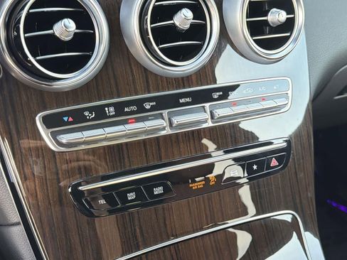 Used 2022 Mercedes-Benz GLC 300 image 14