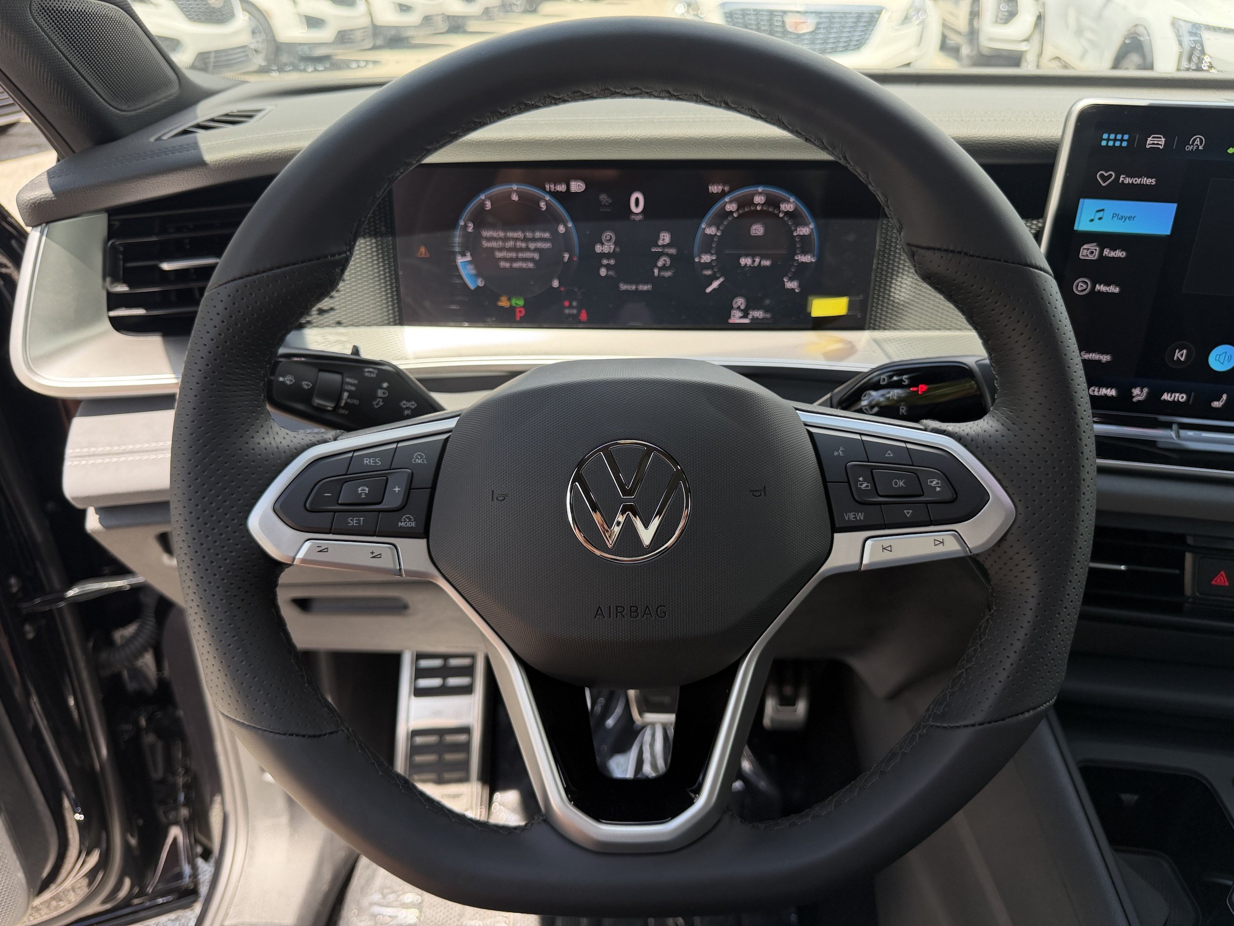 New 2026 Volkswagen Tiguan SE R-Line FWD image 33