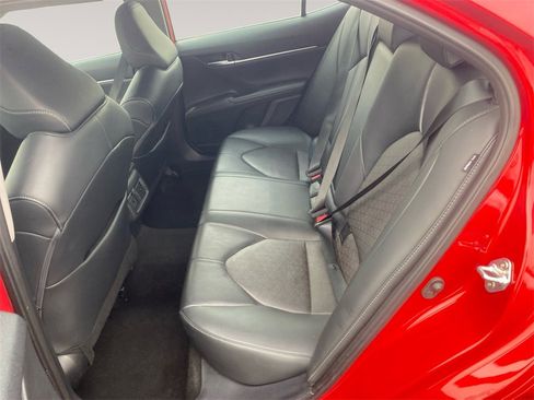 Used 2023 Toyota Camry XSE image 13