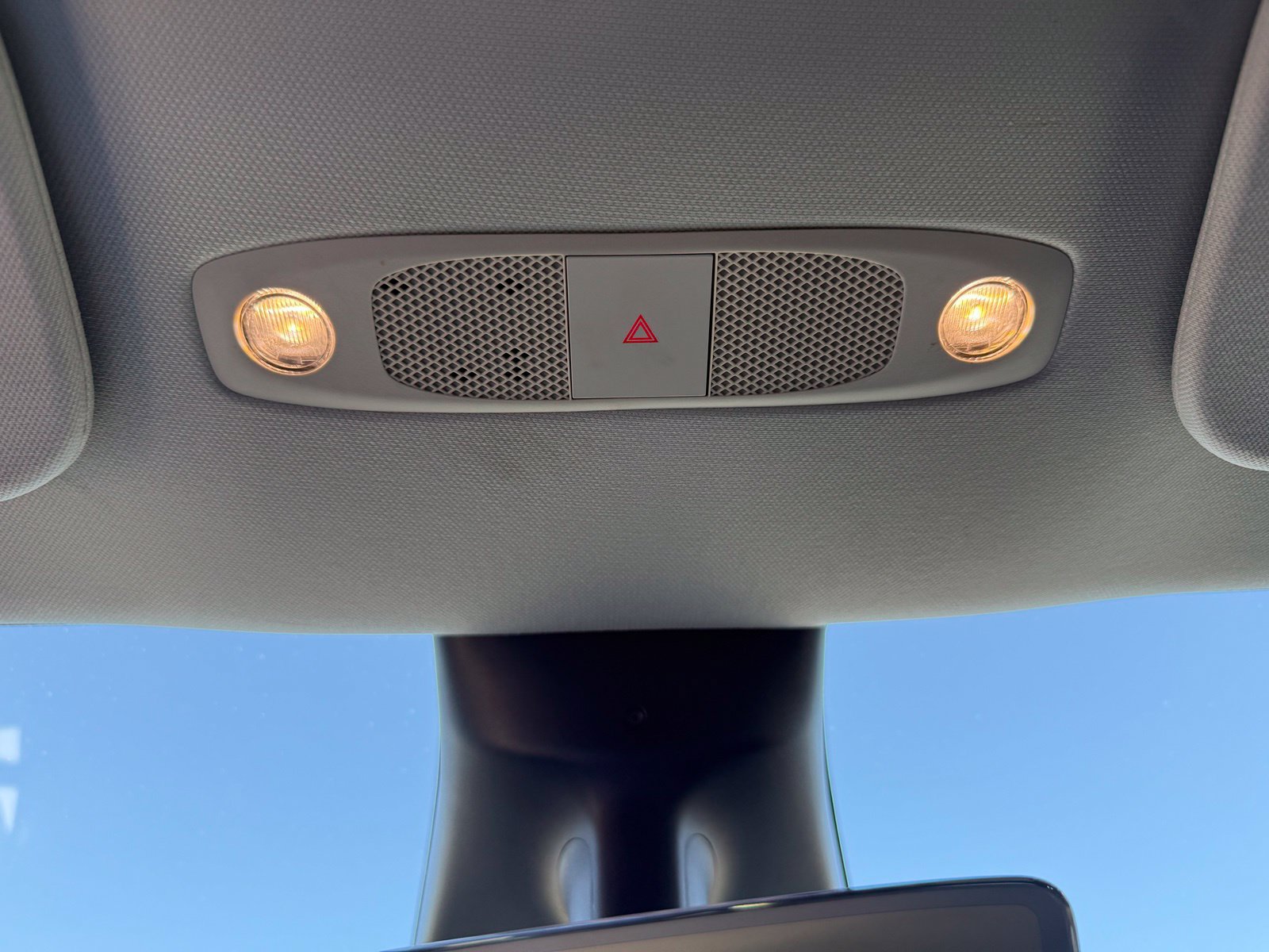 Used 2022 Tesla Model Y Performance AWD/4WD image 18