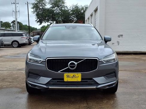 Used 2018 Volvo XC60 T5 Momentum w/ Vision Package AWD/4WD image 18