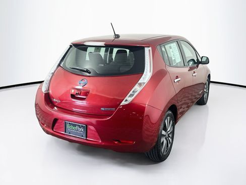 Used 2015 Nissan Leaf SV FWD image 9