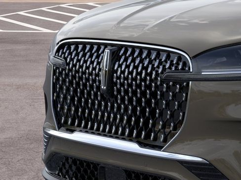 New 2026 Lincoln Aviator 2WD image 17