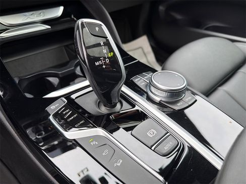 Used 2021 BMW X4 xDrive30i w/ Premium Package 3 image 32