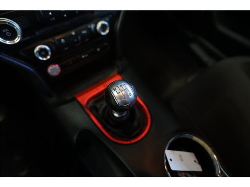 Used 2016 Ford Mustang Coupe RWD image 17