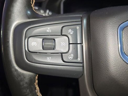 Used 2025 GMC Sierra 2500 AT4 w/ AT4 Premium Plus Package image 16