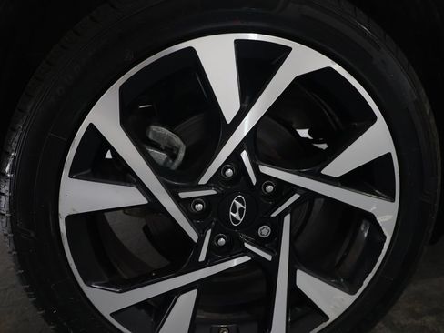Used 2022 Hyundai Kona Limited FWD image 33