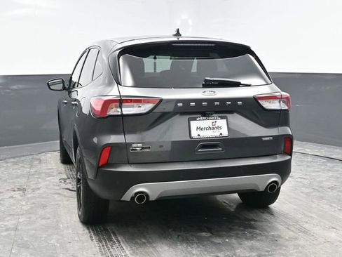 Used 2020 Ford Escape SE Sport image 5