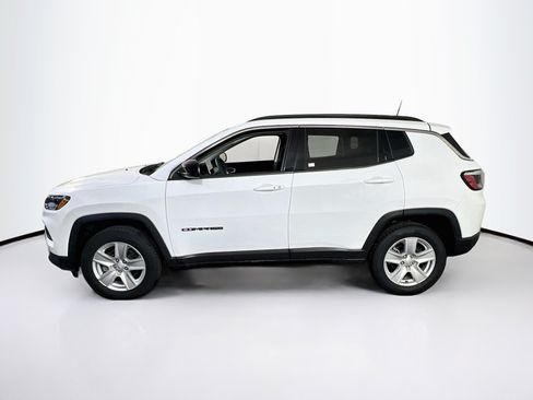 Used 2022 Jeep Compass Latitude AWD/4WD image 8