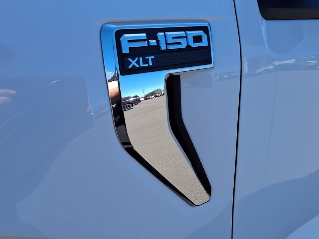 Used 2022 Ford F150 XLT w/ Equipment Group 302A High AWD/4WD image 2