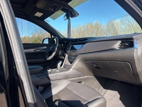 Used 2023 Cadillac XT6 Luxury image 67