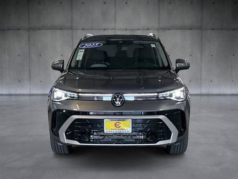 New 2025 Volkswagen Taos SEL AWD/4WD image 8