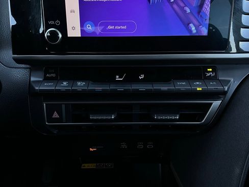 Used 2025 Toyota Camry LE image 26