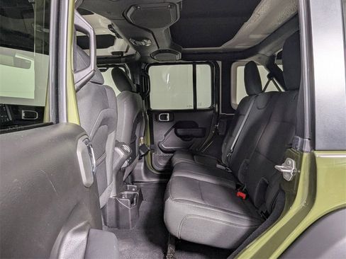 Used 2022 Jeep Wrangler Unlimited Sport image 21