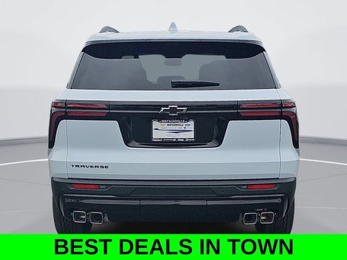New 2026 Chevrolet Traverse LT w/ Midnight/Sport Edition FWD image 4