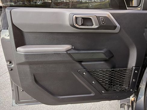 Used 2023 Ford Bronco Big Bend image 45