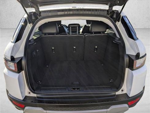 Used 2017 Land Rover Range Rover Evoque SE image 6