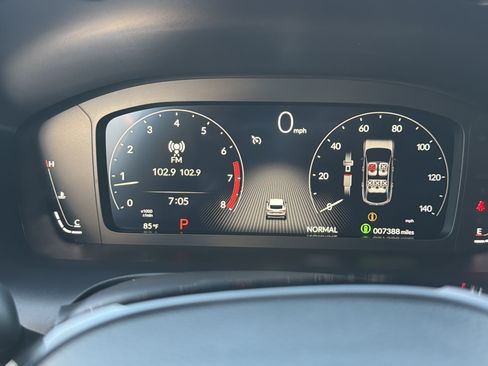 Used 2025 Acura ADX FWD image 21
