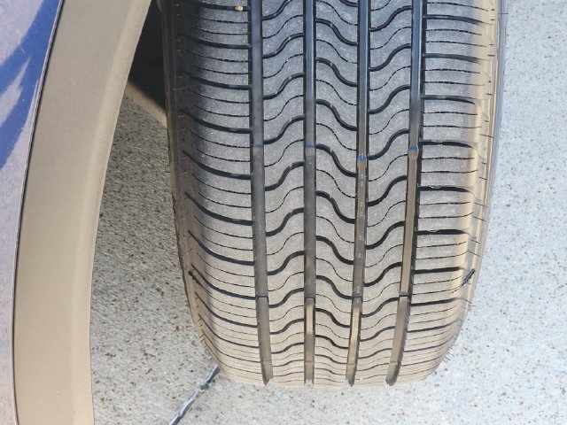 Used 2023 Hyundai Santa Fe SEL w/ Cargo Package FWD image 18