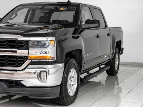 Used 2017 Chevrolet Silverado 1500 LT w/ All Star Edition AWD/4WD image 57