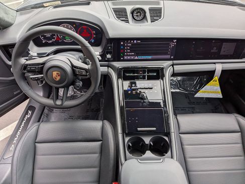 New 2026 Porsche Panamera 4 image 22