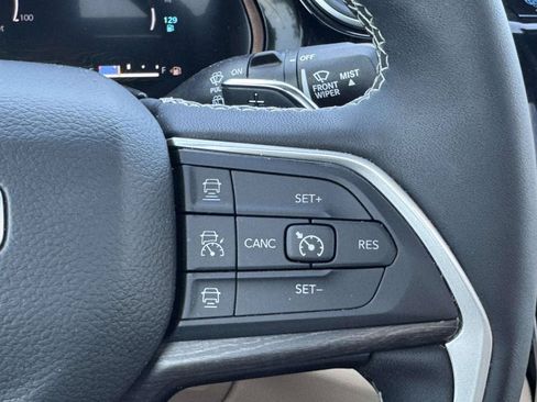 Used 2024 Jeep Grand Cherokee Limited 4xe w/ Luxury Tech Group II AWD/4WD image 22