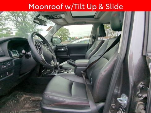 Used 2019 Toyota 4Runner TRD Off-Road Premium AWD/4WD image 6