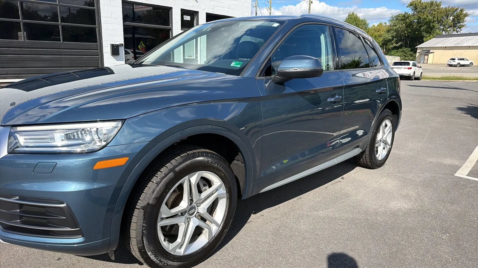 Used 2018 Audi Q5 2.0T Premium w/ Convenience Package AWD/4WD image 13