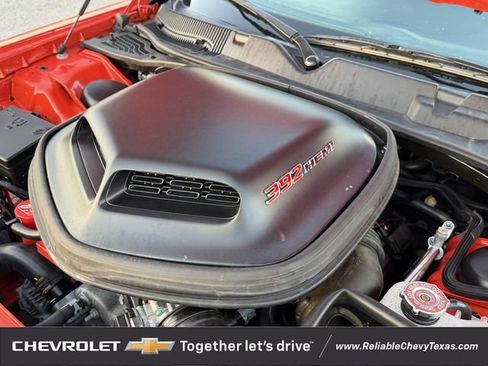 Used 2022 Dodge Challenger R/T Scat Pack RWD image 32