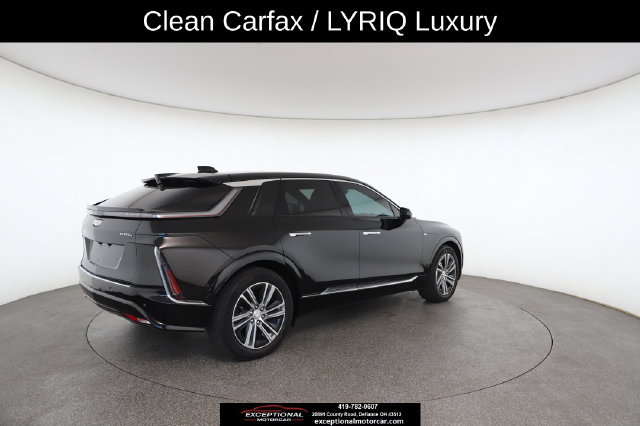Used 2024 Cadillac Lyriq Luxury AWD/4WD image 19