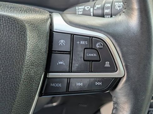 Used 2024 Toyota Grand Highlander XLE image 20