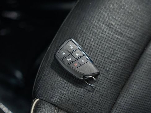 Used 2023 GMC Yukon SLT image 55