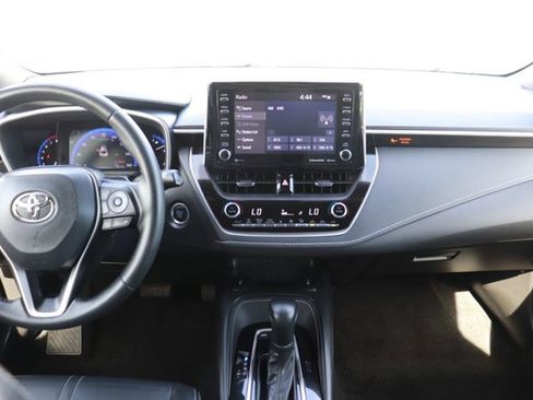 Used 2022 Toyota Corolla XSE image 15