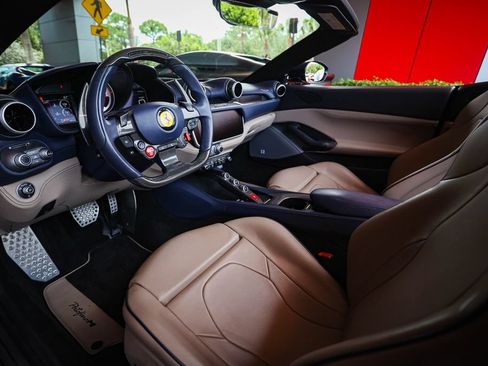 Certified 2022 Ferrari Portofino M RWD image 43