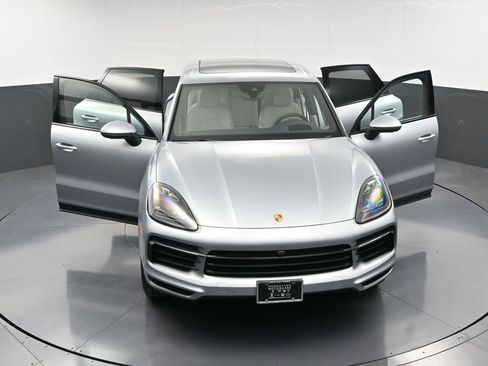 Certified 2021 Porsche Cayenne S image 35